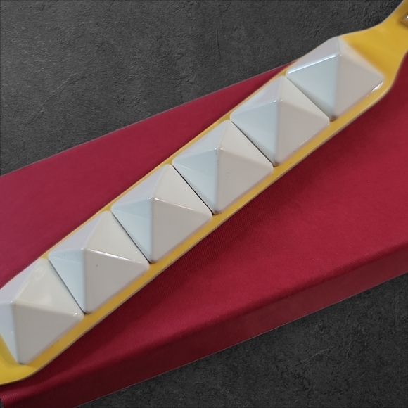 VALENTINO Rockstud Leather Bracelet New With Box - Picture 2 of 9